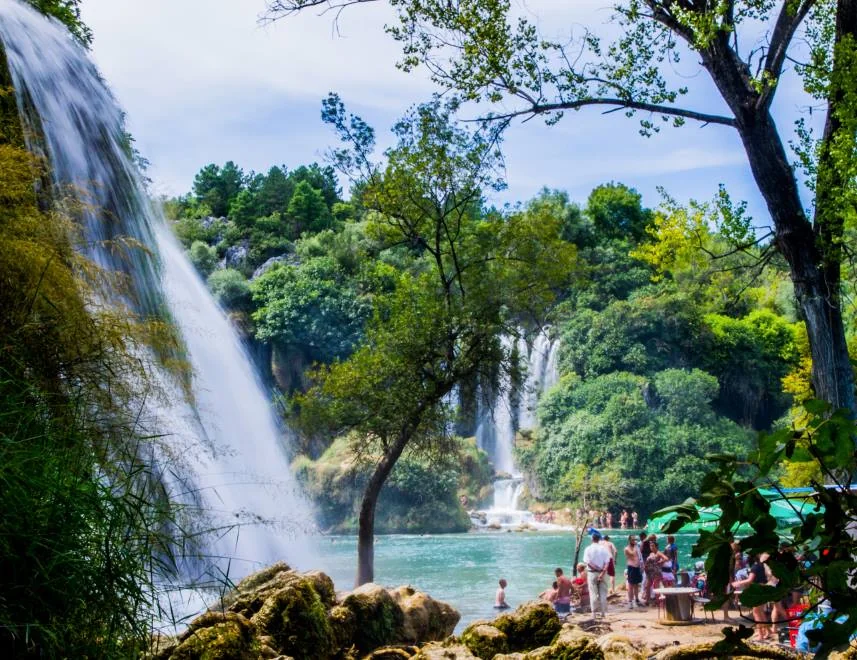 Kravica Waterfall in Winter — December–March Guide