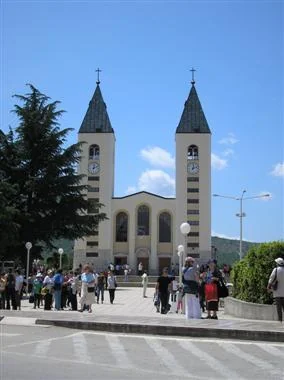 Mostar to Medjugorje — Bus, Taxi, Tour (2026)